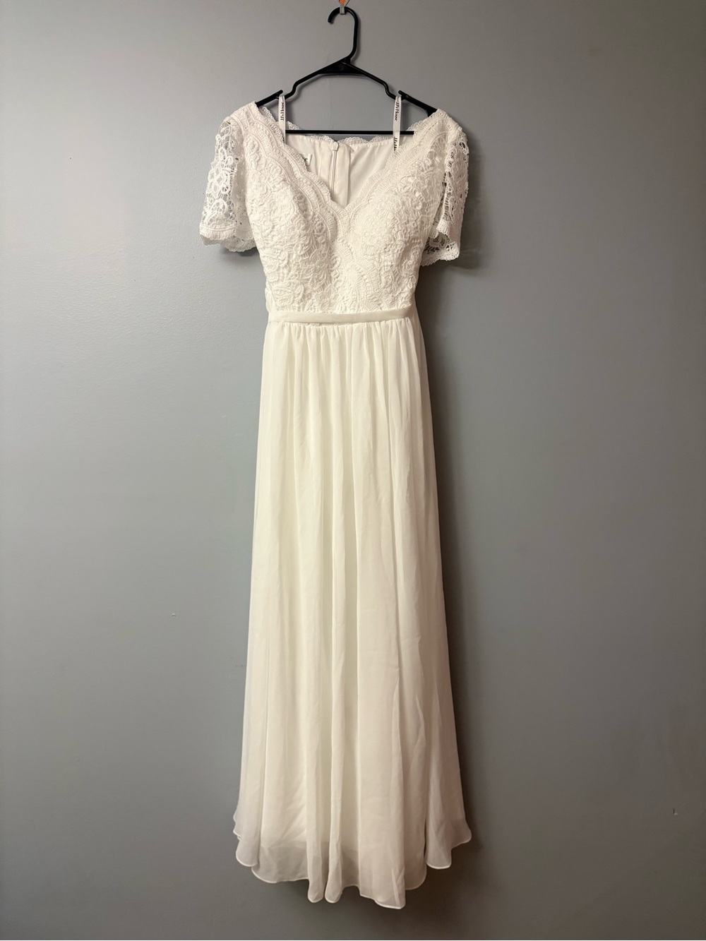 Ivory Lace & Chiffon Wedding Dress